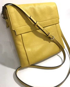 Bolso Bandolera Vince Camuto Diente de León Amarillo Guijarro Cuero Genuino - Imagen 1 de 10