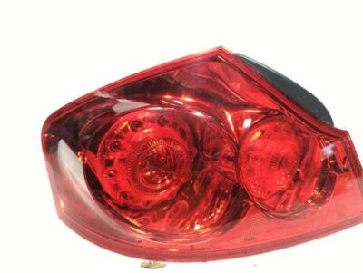Conjunto de luz trasera izquierda usado se adapta a: Infiniti G37 2011 4 puertas SDN cuarto panel mou Foto 1 de 4