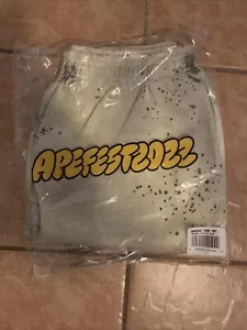 Bored Ape Yacht Club BAYC Ape Fest 2022 Swamp Spray Circle Ape Shorts Size M - Picture 1 of 2