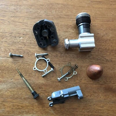 Vtg Cox .049 Airplane Engine with Plastic Gas Tank, piston moves ATRC3 - Image 1 of 4