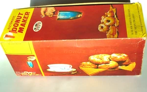 Vintage Fox Run Kitchens Pancake Batter Dispenser Donut Maker - Picture 1 of 10