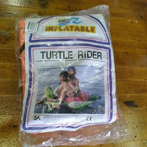 Vintage 90er Turtle Rider wasseraufblasbar 50"x30" Doppelventil neu aus altem Lagerbestand Vinyl schwimmendes Spielzeug  - Bild 1 von 8