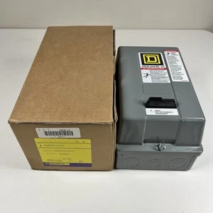 Square D 8536SAG12V01S NEMA Size 00 AC Magnetic Starter 8536SAG12S & Enclosure - Picture 1 of 12