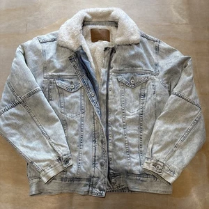 Chaqueta Denim American Eagle Cremallera Botón Lavado Ligero Peso Pesado Mujer’s Talla M - Imagen 1 de 18