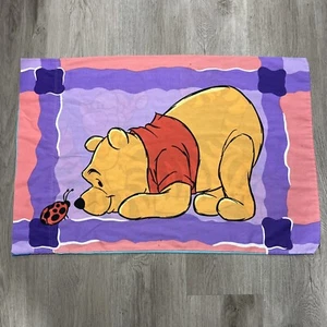 Funda de almohada vintage Winnie The Pooh And Tigger Ladybug - Imagen 1 de 4