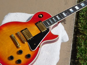 Gibson Les Paul Custom Electric Guitar 1999 Heritage Cherry Sunburst - Picture 1 of 24
