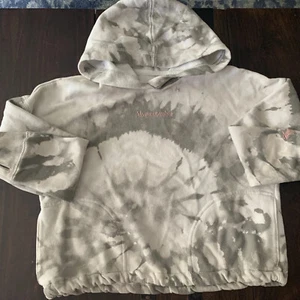 Abercrombie Kids Cropped Tie Dye Hoodie Sweatshirt Size 11/12 - Picture 1 of 10