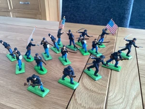 Britains Deetail ACW Union Infantry - Picture 1 of 5