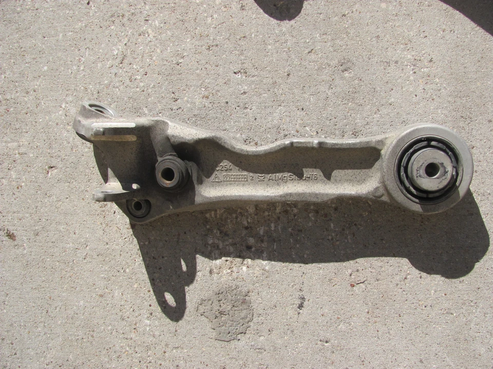 2004-05-2006-2008 JAGUAR XJ8 XJ8L XJR SUPER V8 VANDEN PLAS BRAZO INFERIOR DERECHO Foto 1 de 1