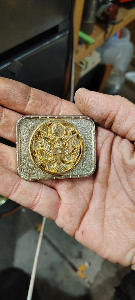 Gran Sello de los Estados Unidos Hebilla de Cinturón Tono Dorado y Plata Águila Militar Foto 1 de 1