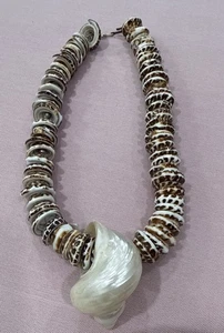 Vintage Puka Shell Necklace  18” Stunning Piece. - Picture 1 of 10