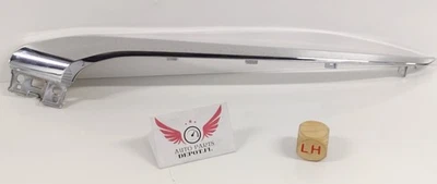 2020 - 2023 三菱 Outlander Sport FR LH Bumper Upper Trim P/N 62081W000P 原始设备制造商 — 第 1/4 张图片