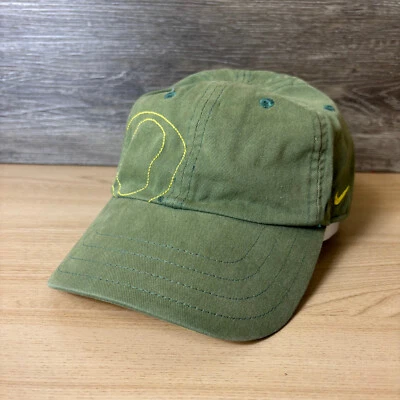 Boné Oregon Ducks alça traseira verde desbotado Nike Swoosh ajustável - Imagem 1 de 4