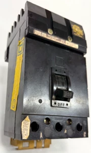 Square D Q232200 Q2 200Amp 3Pole 240VAC 10kA I-Line Circuit Breaker with Lugs - Picture 1 of 12