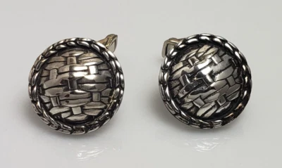 Gemelos tejidos redondos de plata de ley John Hardy Foto 1 de 4