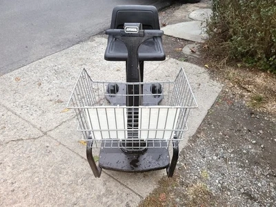 Carro de compras eléctrico en muy buen estado Foto 1 de 3