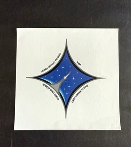 Calcomanía adhesiva del Programa de Servicios de Lanzamiento del Centro Espacial Kennedy de la NASA - Imagen 1 de 2