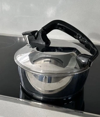 AMC Wasserkessel  Ca 2-2,5l - Durchmesser 20 cm - Bild 1 von 4