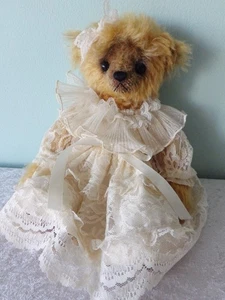 Cathy Lynn Forcino Mohair Bruin Baby Bear Celestia 13" OOAK signed custom dress - Picture 1 of 7