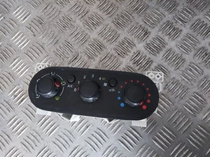 Commande Chauffage - RENAULT TRAFIC III (3) PHASE I (1) - De 06-2014 - Picture 1 of 4