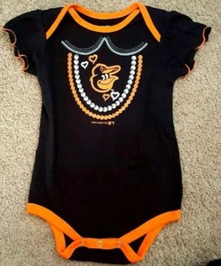 Baltimore Orioles Infant Bodysuit Size 0-3 Months Hearts Kids Toddler Black New - Picture 1 of 2