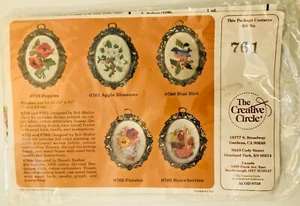 CREATIVE CIRCLE KIT #761 APPLE BLOSSOMS - Picture 1 of 2