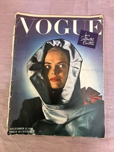 Vogue Magazine ~ "for a Sentimental Christmas" December 15, 1943 - Imagen 1 de 7