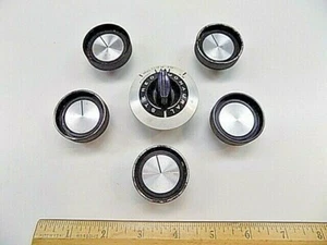 Vintage Westinghouse 60's Tube Receiver Knob Set - Picture 1 of 3