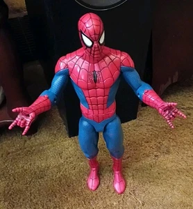 Disney Store exklusive Marvel Spider Man 13" sprechende Actionfigur funktioniert - Bild 1 von 17