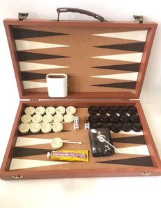 Vintage 30 Backgammon Checkers 15 White 15 Brown Cork Board Crisloid Dice Cups - Picture 1 of 17