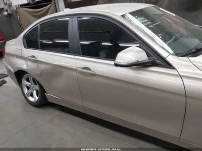 Hood Fits 12-18 BMW 320i 2453452 Foto 1 de 4