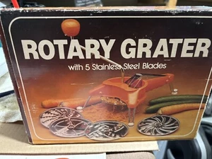 Vintage Rotierende Reibe 5 Edelstahl Orange Schneider Hobel Zerkleinerer Julienne - Bild 1 von 6