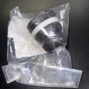 Genuine Mercedes CLA 45 AMG C117 Front Strut Top Buffer A1763210306 - Picture 1 of 2