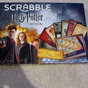 Harry Potter Scrabble Board Game - Picture 1 of 5