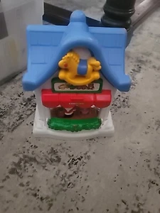 Fisher Price Little People Christmas Village Toy Store - Picture 1 of 8