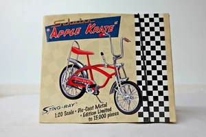 Xonex 35100 Schwinn "Apple Krate" Sting-Ray Miniatura Edición Limitada Escala 1:20 - Imagen 1 de 6