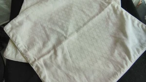 PAIR OF LOVELY CREAM CUSHION COVERS 18" X 18" C283 - Picture 1 of 4