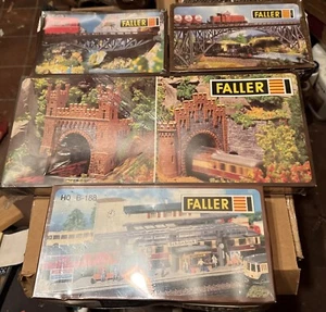 FB2: Faller B-557 HO Scale Tunnel Mouths Building Kit And Three Others All NEW ! - Picture 1 of 18