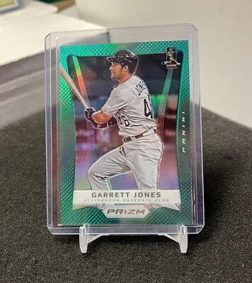 Garrett Jones 2013 Panini card 117 Pittsburgh Pirates Green Prizm - Image 1 of 2