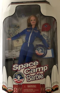 U.S. SPACE CAMP BARBIE NASA 22425 TOYS R US SPECIAL EDITION MATTEL NUOVO CON SCATOLA OTTIME CONDIZIONI - Foto 1 di 9