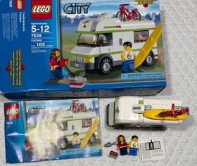LEGO CITY: Camper 7639 100% w/Manuals, Mini Figures and Box! RETIRED