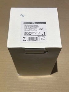 NUEVO Sensor fotoeléctrico Telemecanique Square D XUC9ARCTL2 / XUC-9ARCTL2 088107 - Imagen 1 de 2