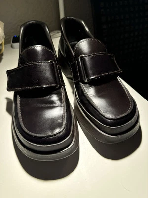 Zapatos Prada vintage para hombre, marrón chocolate (c.1999) - cuero fino, excelente calidad Foto 1 de 4