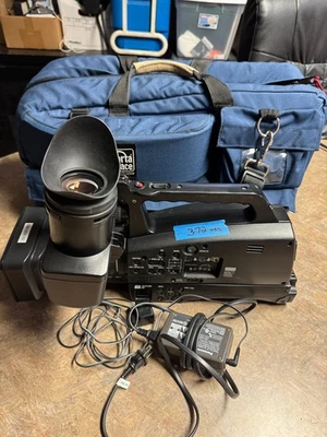 Panasonic AG-HMC80P AV HD SDHC Camcorder 372 hours with Porta Brace Bag - Image 1 of 4