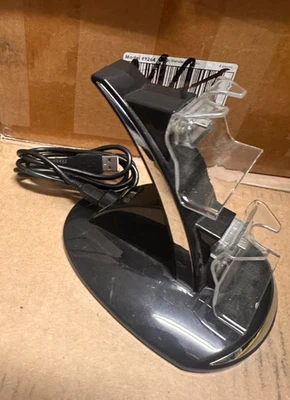 Microsoft Xbox One Dual Wireless Controller Charging Dock - Image 1 of 4