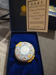 Halcyon Days Valentine's Day Box 1992, mint w/box, original owner, Trinket Box - Picture 1 of 7