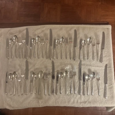 Tenedor y cuchillo de gran tamaño 47 piezas toalla luz de vela cubiertos de ley juego de cena verdadero Foto 1 de 4