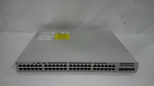 Cisco C9200-48P-E v01 Catalyst 9200 48 Ports PoE Smart Network Switch (B0325) - Picture 1 of 12