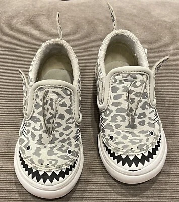 Vans Girls Shark Shoes Gray White Cheetah Print size 7 Toddler - Image 1 of 4