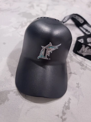 FLORIDA MARLINS MINI HELMET RADIO GEICO Cover